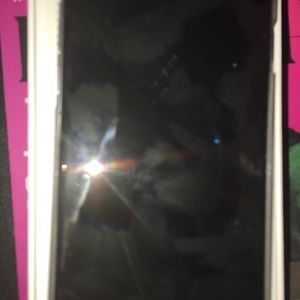 iPhone 6 ..... in good condition